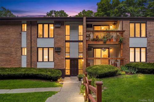 72a-3 Hook Rd, Poughkeepsie, NY, 12601-7309 | Card Image