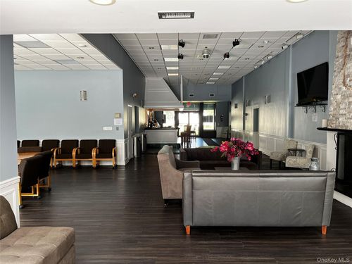 unit-4a-77 Richmond Blvd, Ronkonkoma, NY, 11779-3646 | Card Image