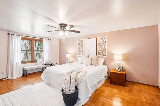 3 Large Bedrooms | Image 8