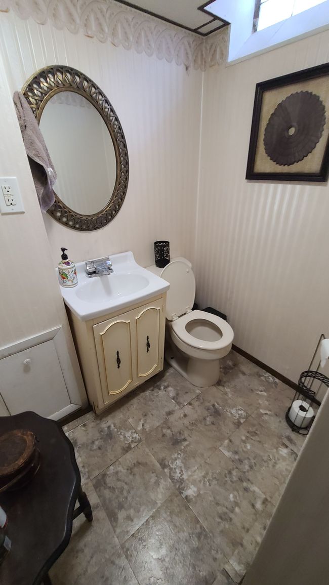 3900 Norwood Dr, House other with 3 bedrooms, 1 bathrooms and null parking in Trenton MI | Image 9