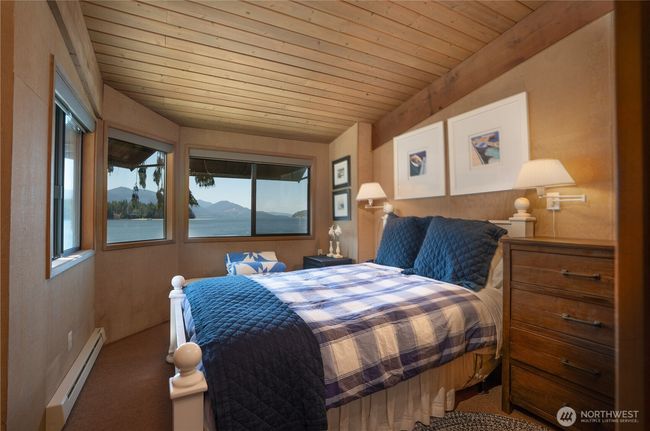 14730 Seabeck Hwy Nw, House other with 2 bedrooms, 2 bathrooms and null parking in Seabeck WA | Image 6
