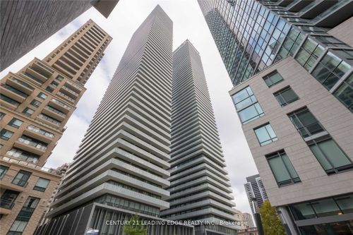 3308-42 Charles St E, Toronto, ON, M4Y0B7 | Card Image
