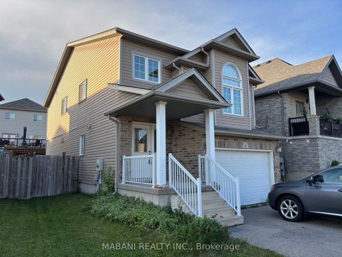 6 Sassafras St, Kitchener, ON, N2N3S4 | Card Image