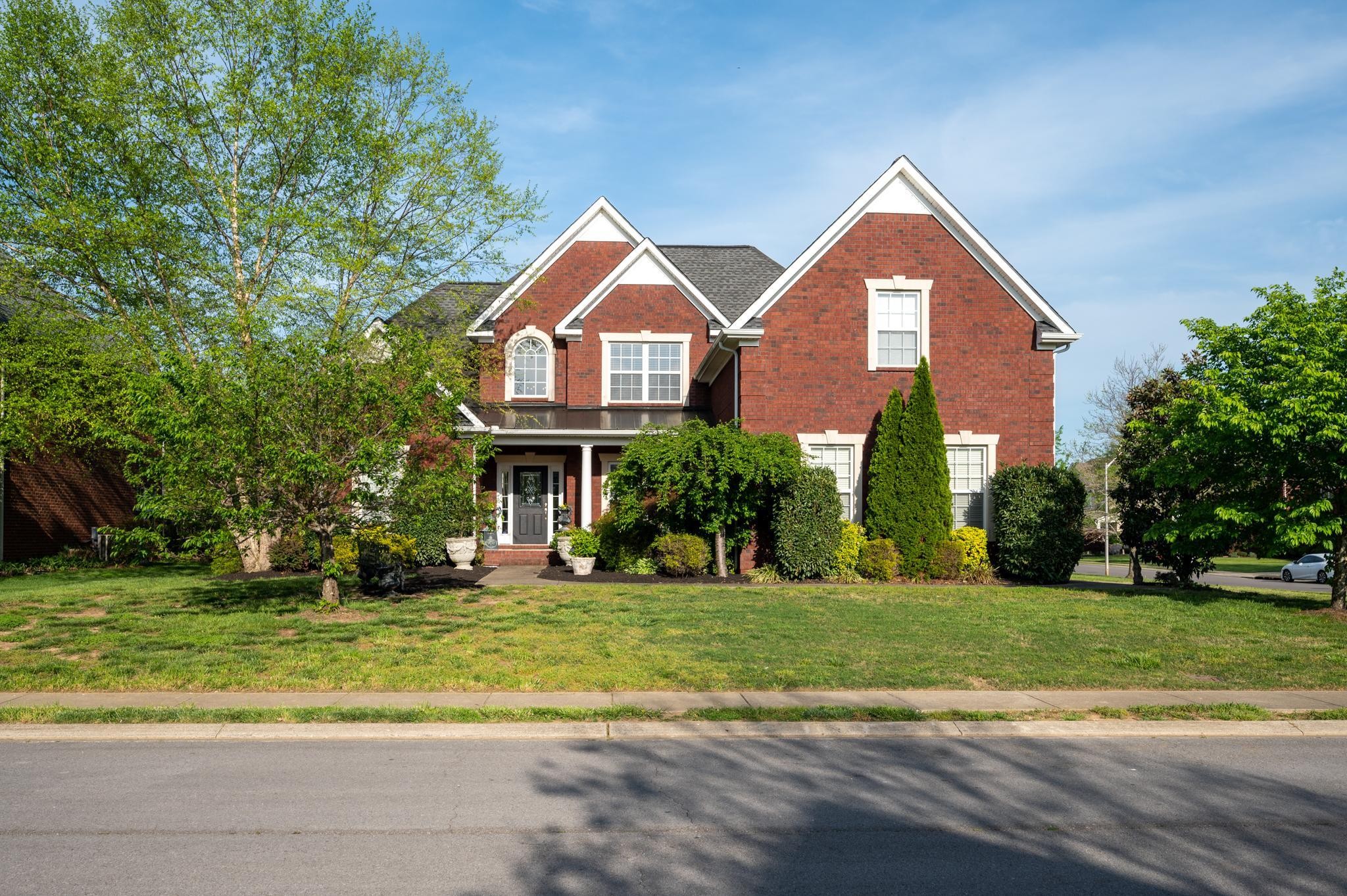 Saint Ives Ct, Murfreesboro, TN 37128