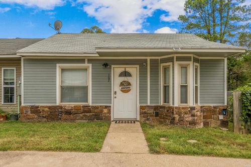 107 Chelle Street, Hot Springs, AR, 71901 | Card Image