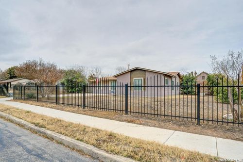 5911 Shoreview Pl, San Antonio, TX, 78242-1149 | Card Image