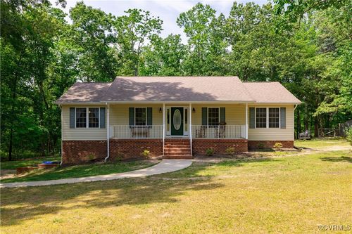 17063 Moores Mill Rd, Ruther Glen, VA, 22546-3829 | Card Image