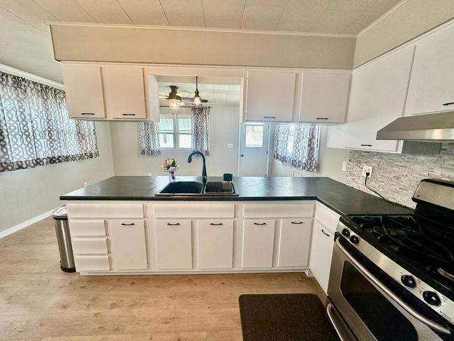 823 Poplar St, House other with 3 bedrooms, 1 bathrooms and 2 parking in Ottawa IL | Image 9