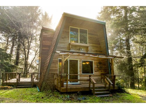 9335 Ne 21st Ave, Rockaway Beach, OR, 97136-9633 | Card Image