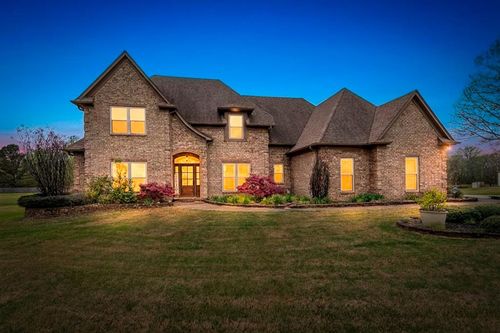 475 Crooked Creek Dr, Oakland, TN, 38060-5120 | Card Image