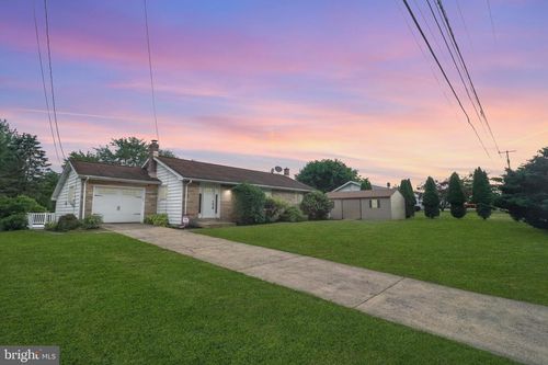 314 Arlene St, Minersville, PA, 17954-2104 | Card Image