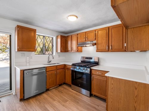 403-403 Farrwood Dr, Haverhill, MA, 01835-8409 | Card Image