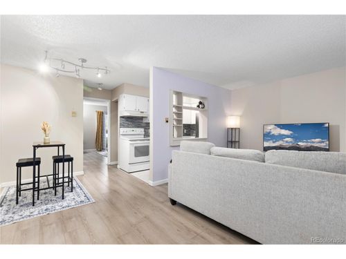 213-5770 E Warren Ave, Denver, CO, 80222-5712 | Card Image