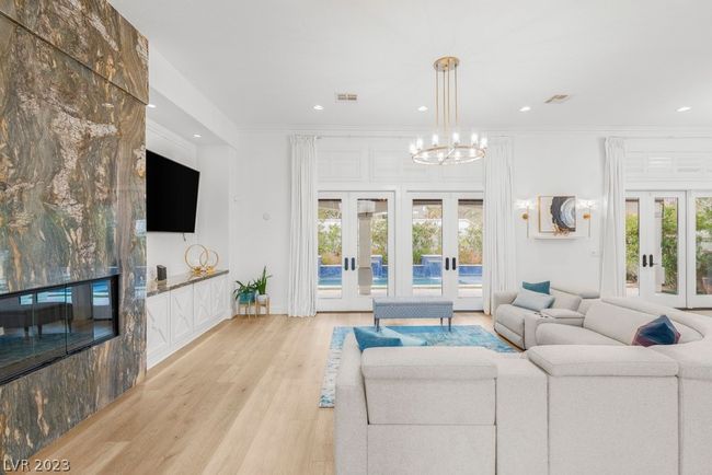 813 Sir James Bridge Way, House other with 3 bedrooms, 4 bathrooms and null parking in Las Vegas NV | Image 11