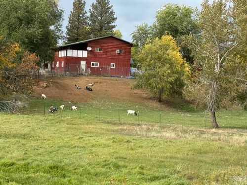 140 S Railroad St, Cambridge, ID, 83610-5017 | Card Image