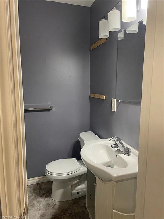 Residential Lease in Hamilton 3