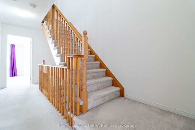 2204 Chevron Prince Path, Condo with 4 bedrooms, 3 bathrooms and 1 parking in Oshawa ON | Image 28