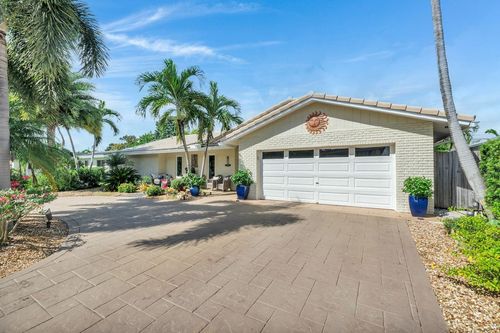 5751 Ne 22nd Way, Fort Lauderdale, FL, 33308-2618 | Card Image