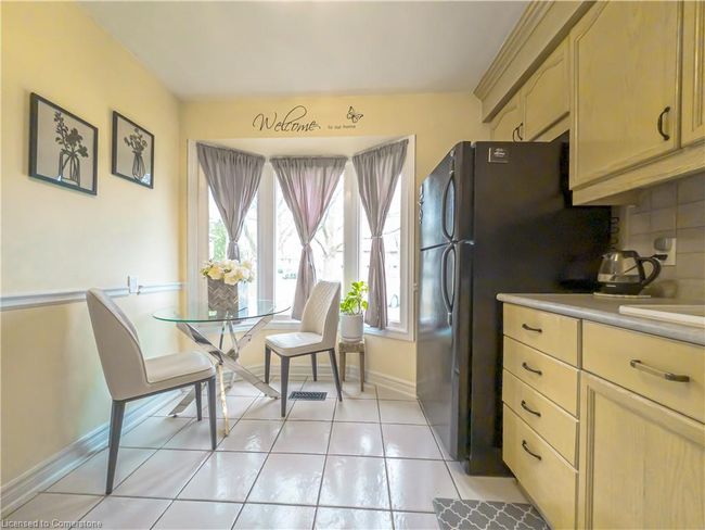 19 - 18 Barry St, Townhouse with 3 bedrooms, 2 bathrooms and 1 parking in Saint Catharines ON | Image 7