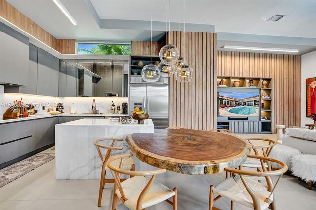 2670 Cypress Ln, House other with 5 bedrooms, 6 bathrooms and null parking in Weston FL | Image 8