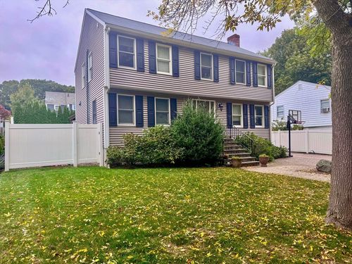 64 Browning Rd, Arlington, MA, 02476-7052 | Card Image