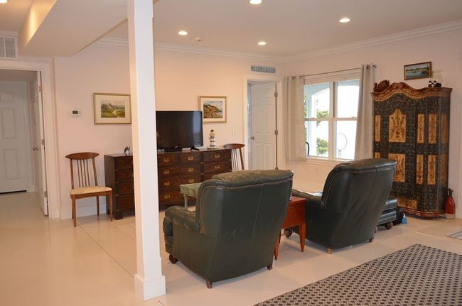 2 - 14 Juniper Rd, Condo with 2 bedrooms, 1 bathrooms and 2 parking in Gloucester MA | Image 4