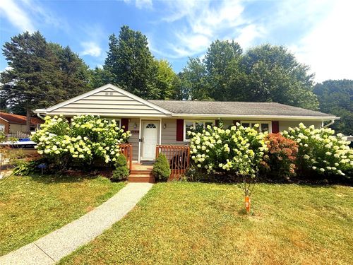 5235 Exeter Rd, Erie, PA, 16509-2439 | Card Image