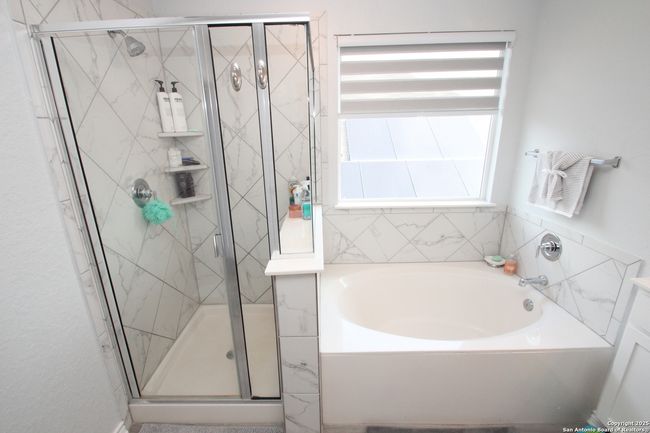 22335 Escalante Run, House other with 4 bedrooms, 3 bathrooms and null parking in San Antonio TX | Image 32
