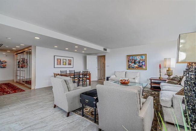 APT-780E - 1 Trimont Ln, Condo with 3 bedrooms, 3 bathrooms and 2 parking in Mt Washington PA | Image 29