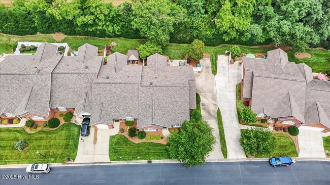 4465 Orchard Knob Ln, Townhouse with 3 bedrooms, 2 bathrooms and 2 parking in High Point NC | Image 7