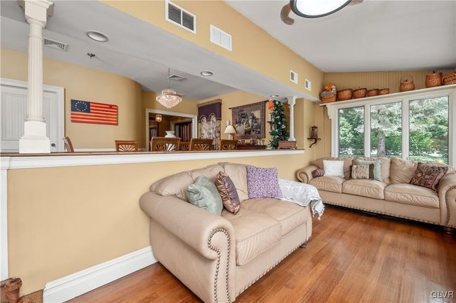 Sitting area | Image 7