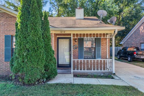 1214 Wenlon Dr, Murfreesboro, TN, 37130-1918 | Card Image