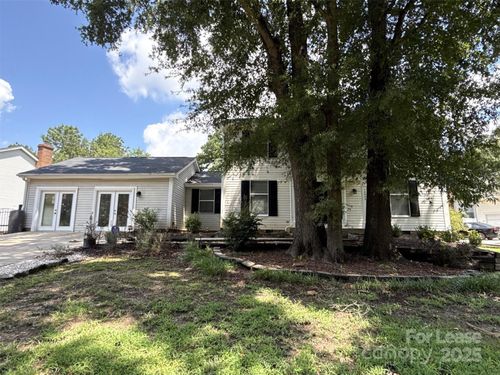 12006 Woodside Falls Rd, Pineville, NC, 28134-7391 | Card Image