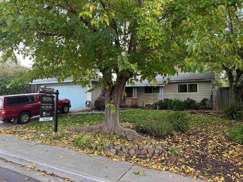 1271 Kentucky Dr, Concord, CA, 94521-4642 | Card Image