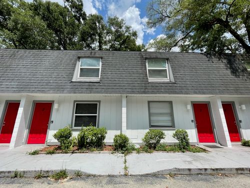 2-1231 Sw 61st Ter, Gainesville, FL, 32607-5651 | Card Image