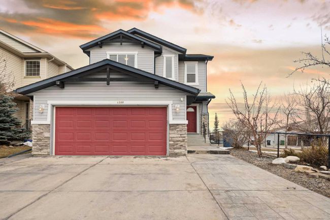 1260 Everridge Drive Sw, Home with 5 bedrooms, 3 bathrooms and 5 parking in Calgary AB | Image 1