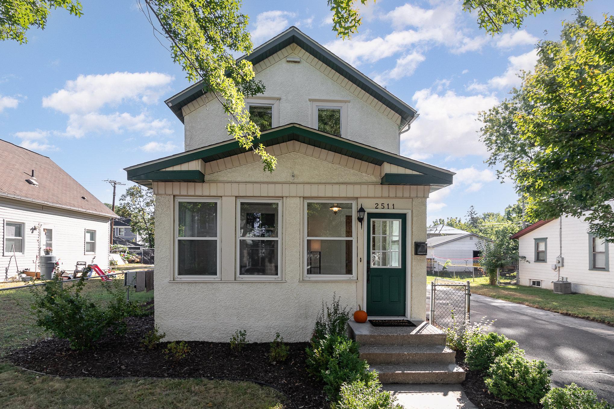 13th Ave, Minneapolis, MN 55404