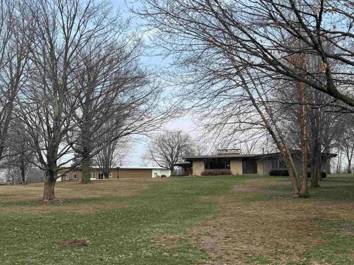 521 Sunset Place, Charles City, IA, 50616 | Card Image