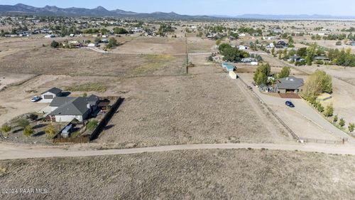 22110 N Rustic Ranch Rd, Paulden, AZ, 86334-6023 | Card Image