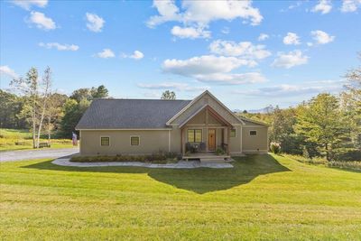 466 Loomis Highlands, House other with 3 bedrooms, 1 bathrooms and null parking in Waterbury VT | Image 1