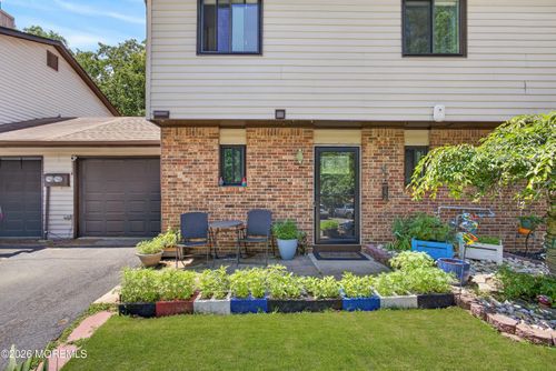 6 Swan Rd, Howell, NJ, 07731-2045 | Card Image