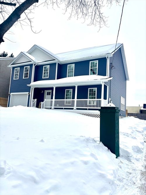 106 Almira Rd, Springfield, MA, 01119-1402 | Card Image