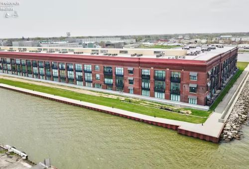 unit-98-401 W Shoreline Dr, Sandusky, OH, 44870-0901 | Card Image