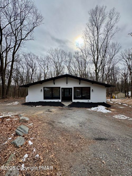 116 Hummingbird Trl, Bushkill, PA, 18324-8107 | Card Image