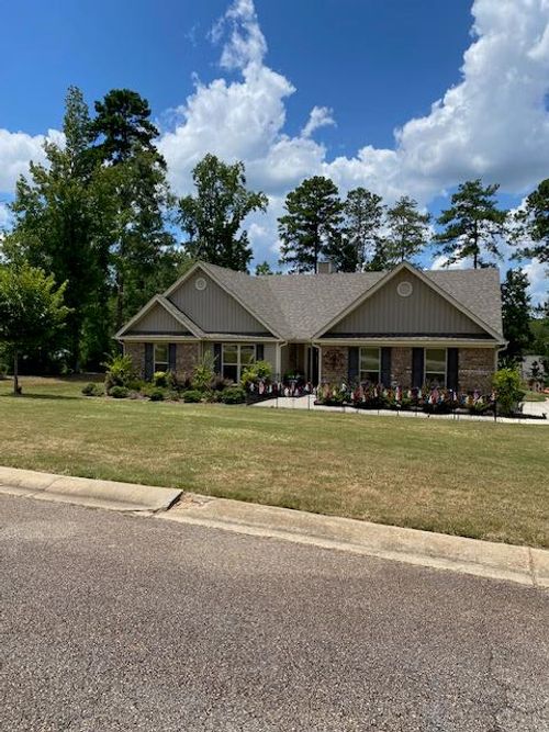 479 High Point Rd Nw, Milledgeville, GA, 31061-7069 | Card Image