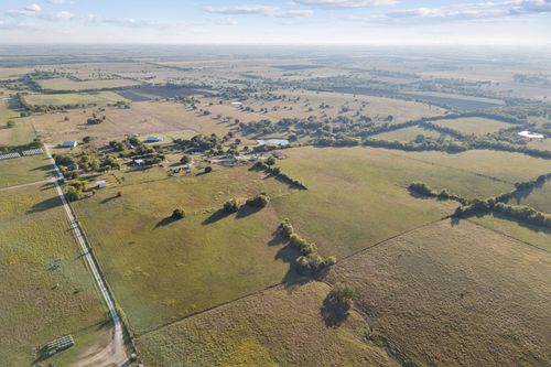 352 County Road, Lindsay, TX, 76250 | Card Image