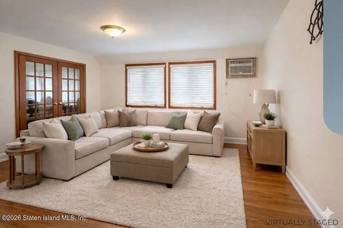 298 Pacific Avenue, Staten Island, NY, 10312 | Card Image