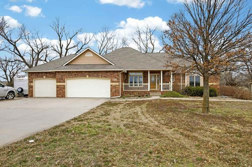 9969 N Meridian Ave, Valley Center, KS, 67147-8420 | Card Image