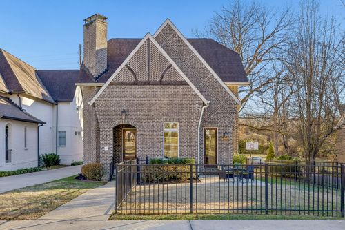 923D Gale Ln, Nashville, TN, 37204 | Card Image