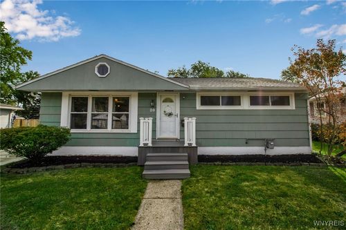 20 Cherry St, Lockport, NY, 14094-4718 | Card Image